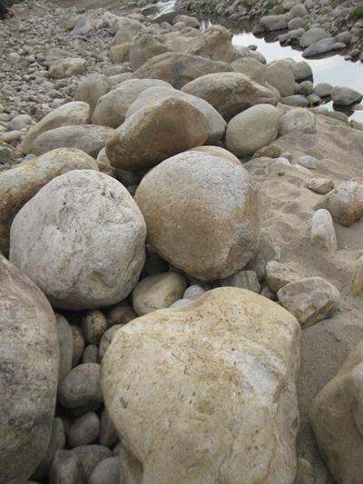 河道石 河南鵝卵石多少錢(qián)一噸