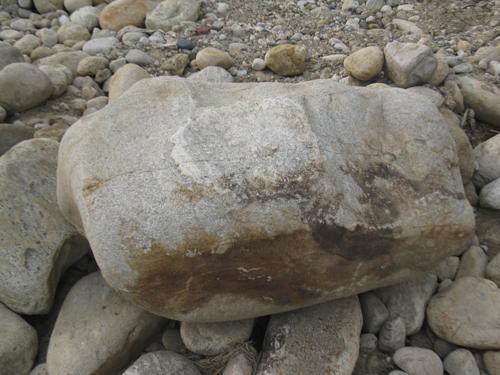 河道石 河南鵝卵石多少錢(qián)一噸