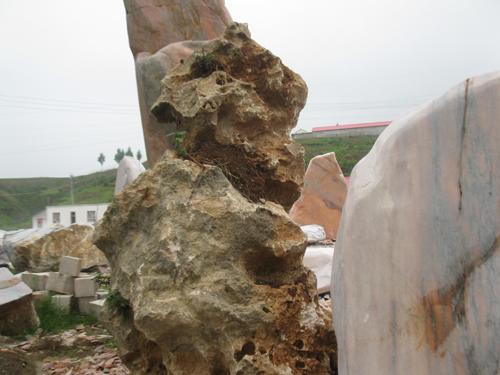 南陽天然園林石假山石基地