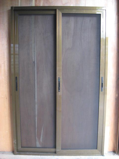 供應(yīng)成都隱形防盜紗窗廠家；成都隱形防盜紗窗價(jià)格；成都隱形防盜紗窗