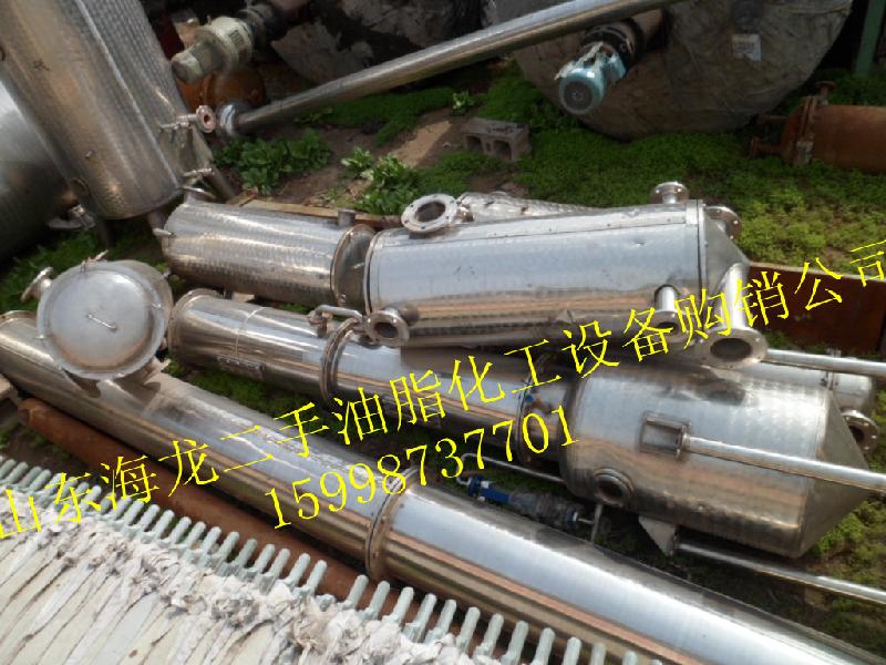 供應(yīng)1噸2噸三效蒸發(fā)器
