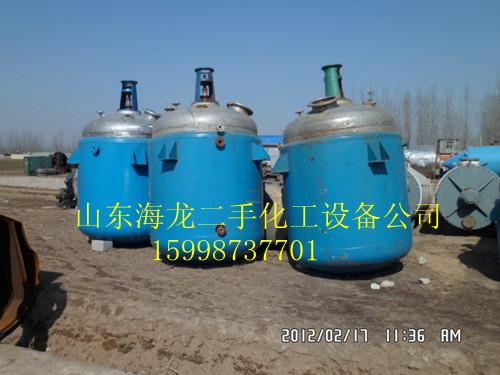 供應(yīng)2噸搪瓷反應(yīng)釜