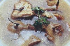 九寨溝美食蟲草鴨圖片