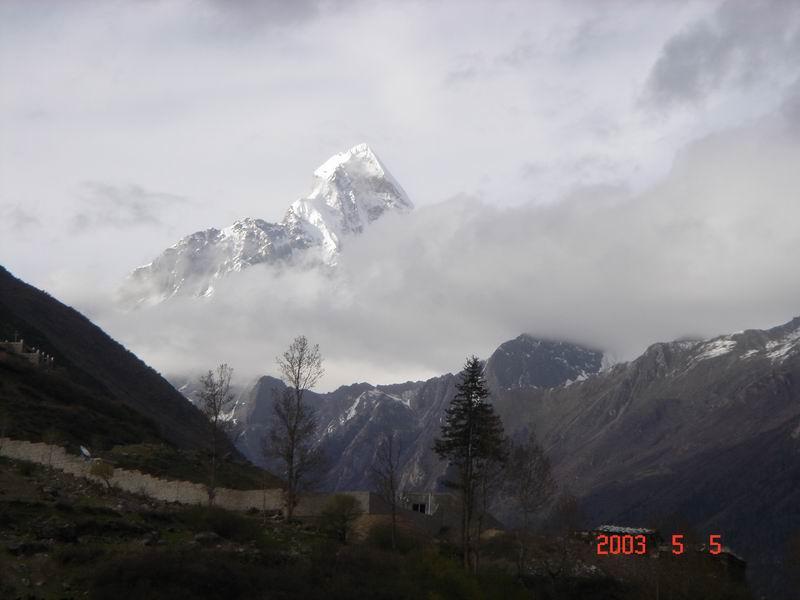 供應四姑娘山行程規(guī)劃走進川西賞美景