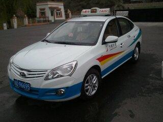 供應(yīng)商務(wù)車九寨溝黃龍包車三日游