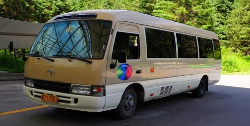 供應(yīng)九寨溝旅游租車告訴你九寨交通工具