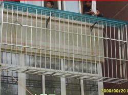 供應(yīng)太原不銹鋼護(hù)欄 經(jīng)久耐用不存在漆面