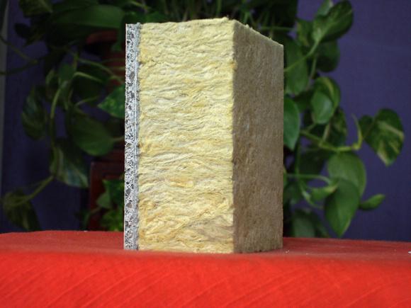 供應(yīng)巖棉保溫夾芯板