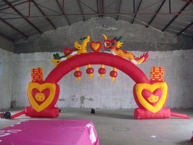 株洲婚慶拱門出租，株洲婚慶絹花拱門出租，株洲拱門金獅子出租