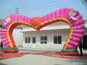 株洲婚慶拱門出租，株洲婚慶絹花拱門出租，株洲拱門金獅子出租