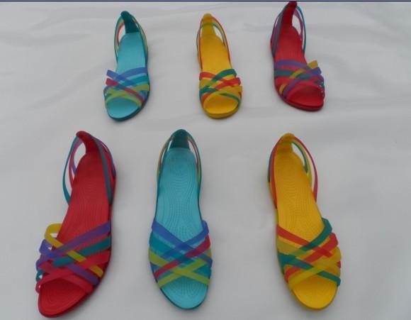 供應(yīng)北京溫州鞋城*火爆ROCS七彩涼鞋