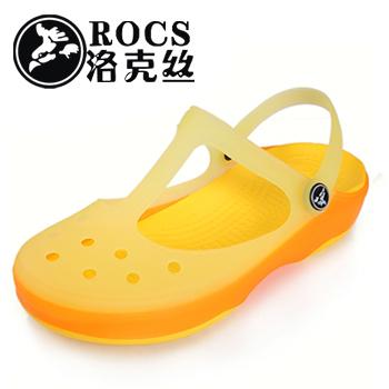 供應(yīng)阿里巴巴批瑪麗珍洞洞鞋水晶鞋批發(fā)