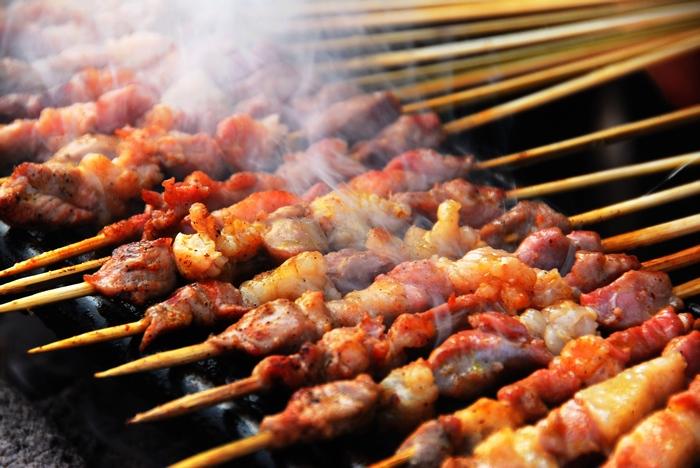 供應(yīng)羊肉串/新疆羊肉串/羊肉串價(jià)格/羊肉串廠家/羊肉串批發(fā)/烤羊肉串