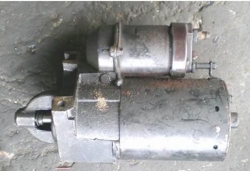 供應(yīng)別克君威起動(dòng)機(jī)，剎車(chē)盤(pán)，三元催化，發(fā)電機(jī)，減震器，拆車(chē)件，原廠件