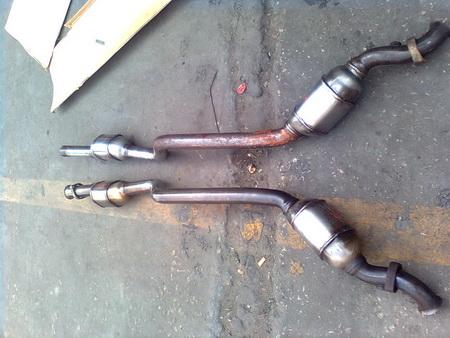 奔馳S320三元催化圖片