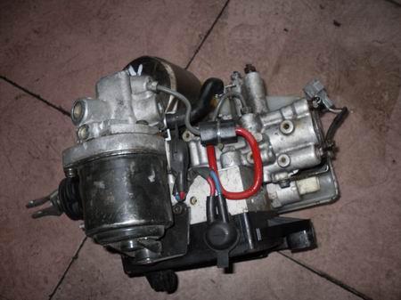 供應(yīng)三菱V73剎車總泵，剎車盤，電子扇，三元催化，起動(dòng)機(jī)，原裝拆車件