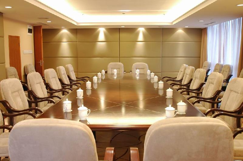 供應(yīng)鄭州會(huì)議公司/鄭州300人會(huì)議室*/鄭州會(huì)議酒店*