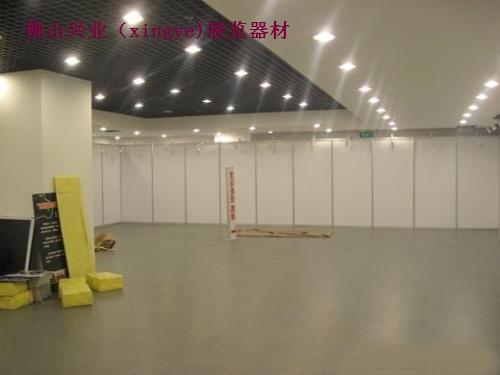 八棱柱展板批发，八棱柱展板价格。