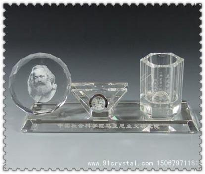 供應(yīng)西安定制水晶工藝品西安專賣水晶品