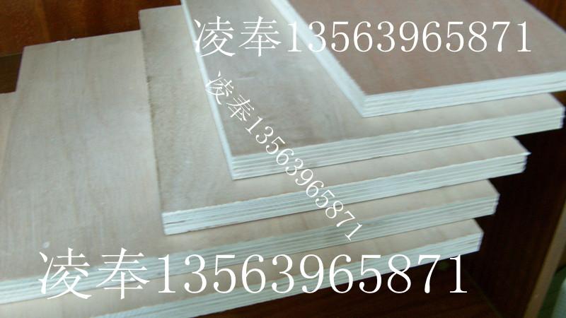 供應(yīng)貝殼杉*防水廚衛(wèi)膠合板，專業(yè)生產(chǎn)廠家