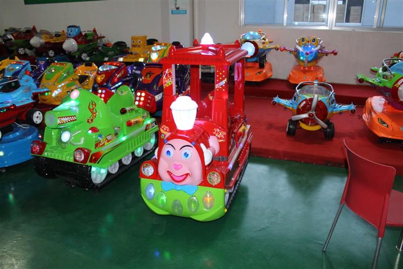 托馬斯火車搖搖車圖片