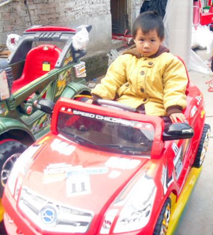 搖搖車圖片/搖搖車樣板圖 (3)