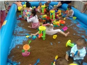 供應(yīng)許昌禹州兒童充氣包沙灘玩具蹦蹦床