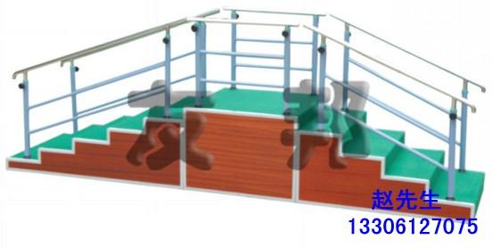 供應(yīng)訓(xùn)練用扶梯（二面）訓(xùn)練用扶梯二面