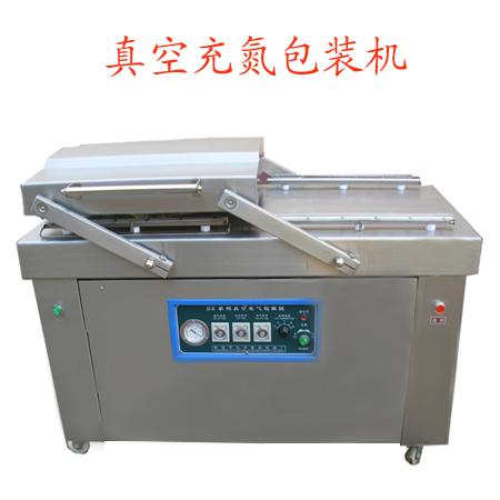 供應(yīng)山東諸城強(qiáng)大機(jī)械羊肉真空包裝機(jī)