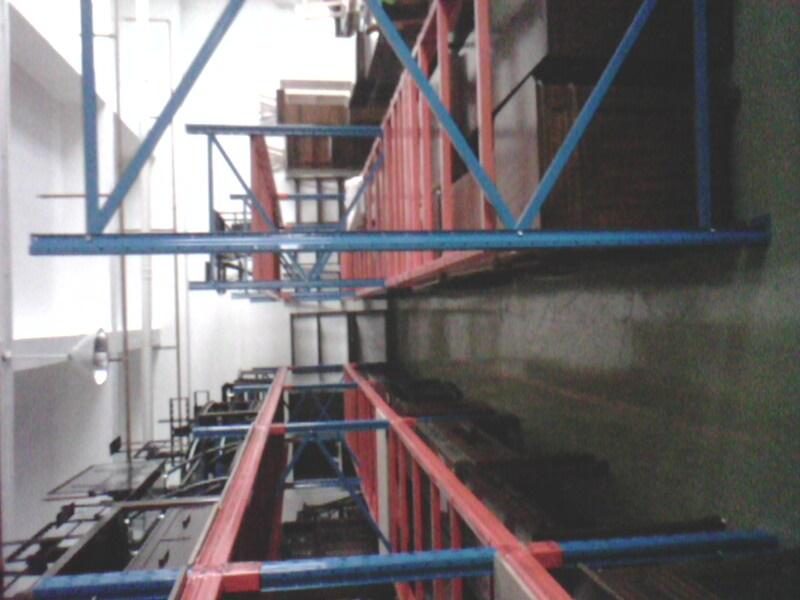 重型倉(cāng)庫(kù)貨架每層載重2噸質(zhì)保2年