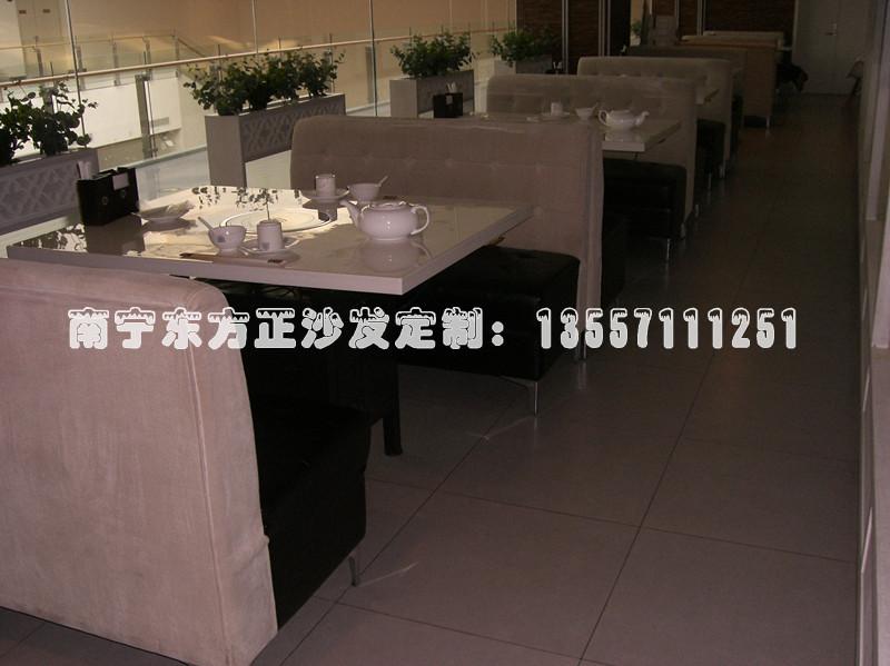 供應(yīng)隆安酒吧卡座定做，隆安卡座沙發(fā)廠，隆安休閑吧卡座，隆安沙發(fā)廠