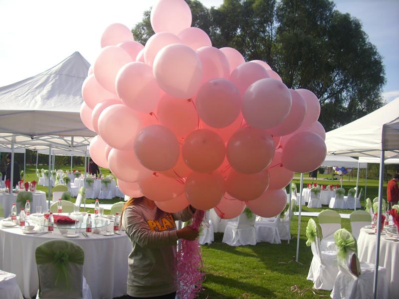 供應(yīng)北京婚禮現(xiàn)場布置寶寶百天氦氣球