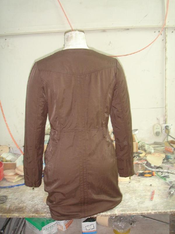 供應(yīng)馬來西亞半身板房*