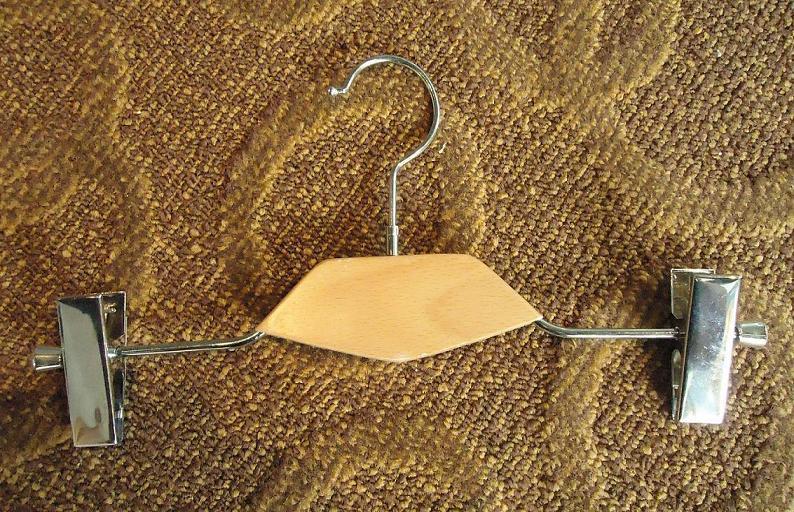 展示浸塑料衣褲架//時(shí)尚簡單衣架圖片/展示浸塑料衣褲架//時(shí)尚簡單衣架樣板圖 (2)