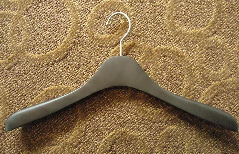 供應(yīng)福建展示木衣架/（木衣架）供應(yīng)商福建展示木衣架/木衣架供應(yīng)商