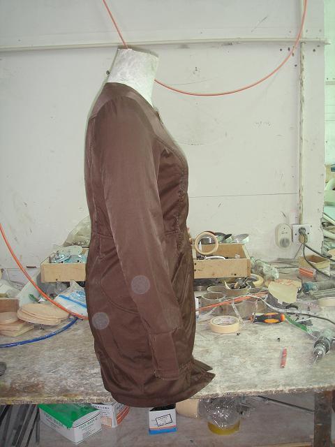 供應(yīng)馬來西亞半身板房*