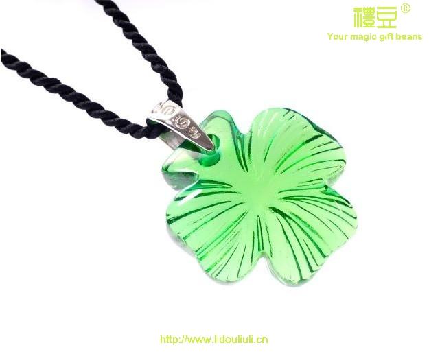 供應(yīng)玻璃筆筒玻璃文鎮(zhèn)玻璃獎(jiǎng)杯