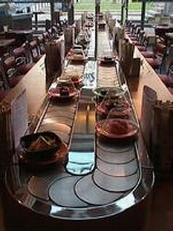 回轉(zhuǎn)壽司圖片