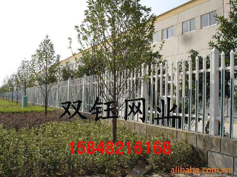 包頭鐵藝圍欄——鄂爾多斯鐵藝塑鋼圍欄——包頭圍欄網(wǎng)——達旗圍欄