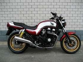 本田CB750图片