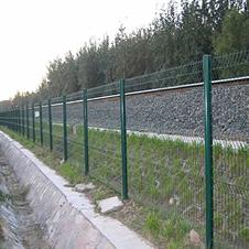 供應(yīng)金屬邊框隔離網(wǎng)鐵路封閉圍欄網(wǎng)