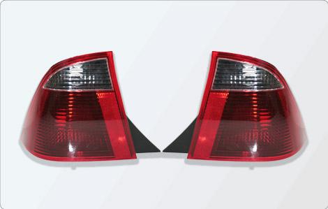 供應(yīng)小汽車后尾燈和前側(cè)燈模具制造，汽車車燈模具制造企業(yè)凱豪模具公司
