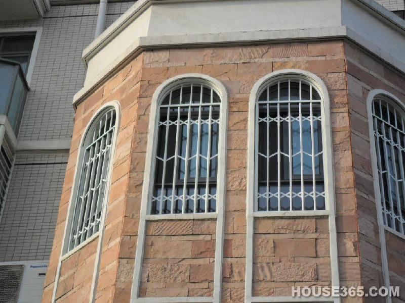 供應(yīng)徐州內(nèi)置折疊防盜窗