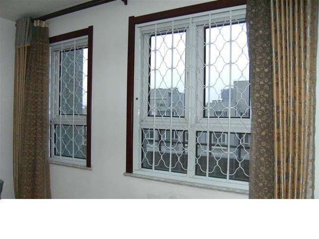 供應內(nèi)置-折疊防盜窗