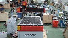 供應(yīng)深圳數(shù)控雕刻機(jī)公司