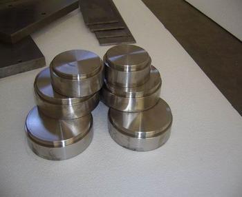 供應(yīng)小金屬鉭鉭粉鉭錠鉭銷鉭片等