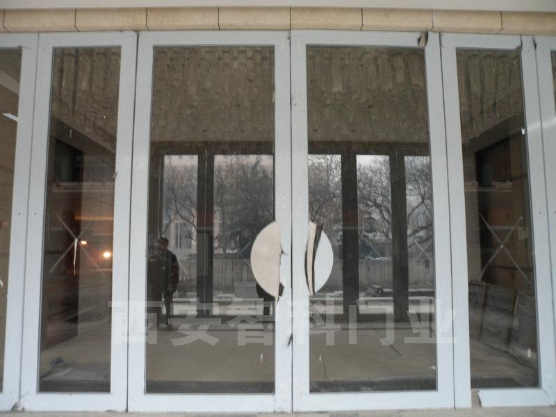 供應(yīng)西安玻璃地彈門安裝