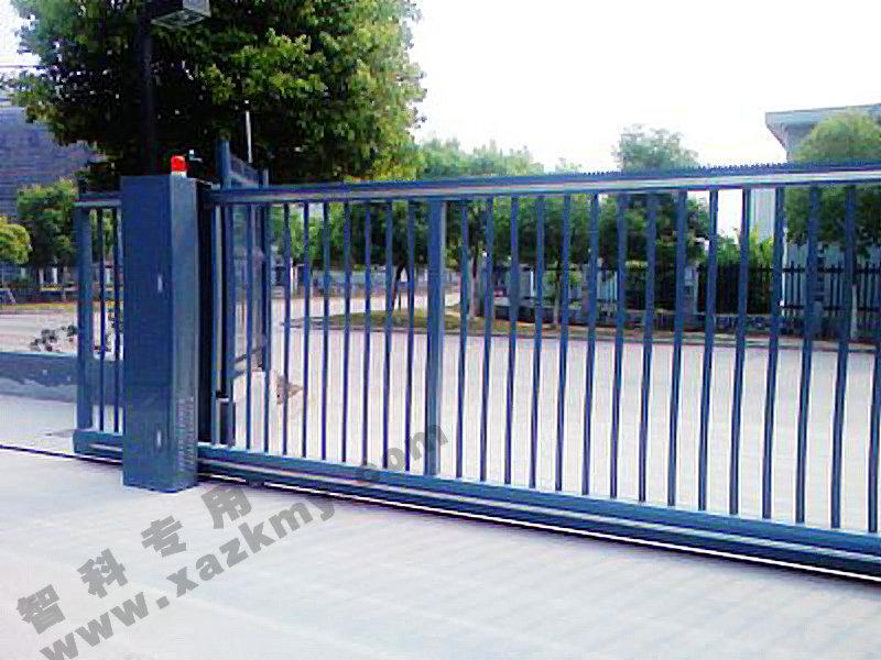 供應(yīng)西安圍墻推拉門(mén)