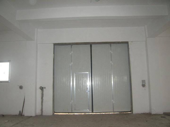 供應(yīng)西安電動(dòng)折疊門