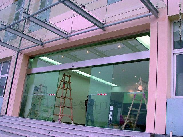 供應(yīng)西安玻璃感應(yīng)門廠家